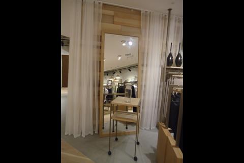 Esprit, Regent Street